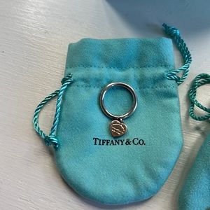TIFFANY AND CO Return to Tiffany Heart Pendant Dangle Ring